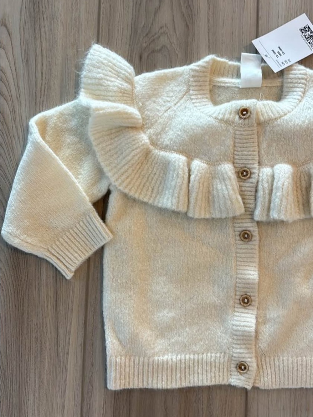 H&M Cream Ruffle Knit Cardigan - Picture 3 of 5